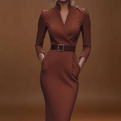 Mária - Elegáns Ruha Övvel