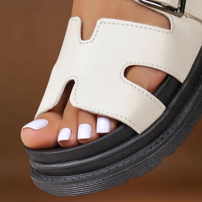 Karina-Réka - Ortopéd szandál H kialakítással