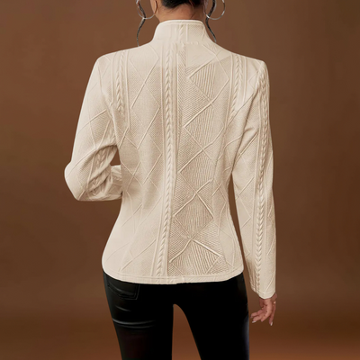 Lenka - Elegáns részletekkel rendelkező kabát