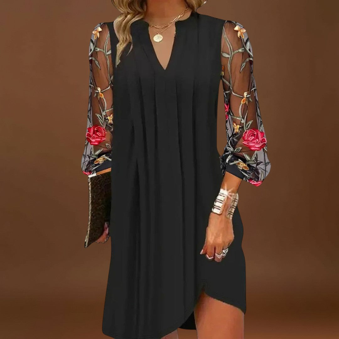 Sarolta - Elegáns mini ruha V-nyakkal