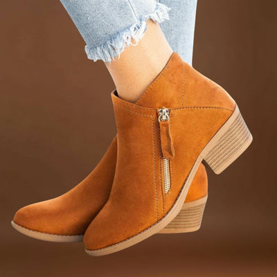 Daya - Széles sarkú velúr csizma