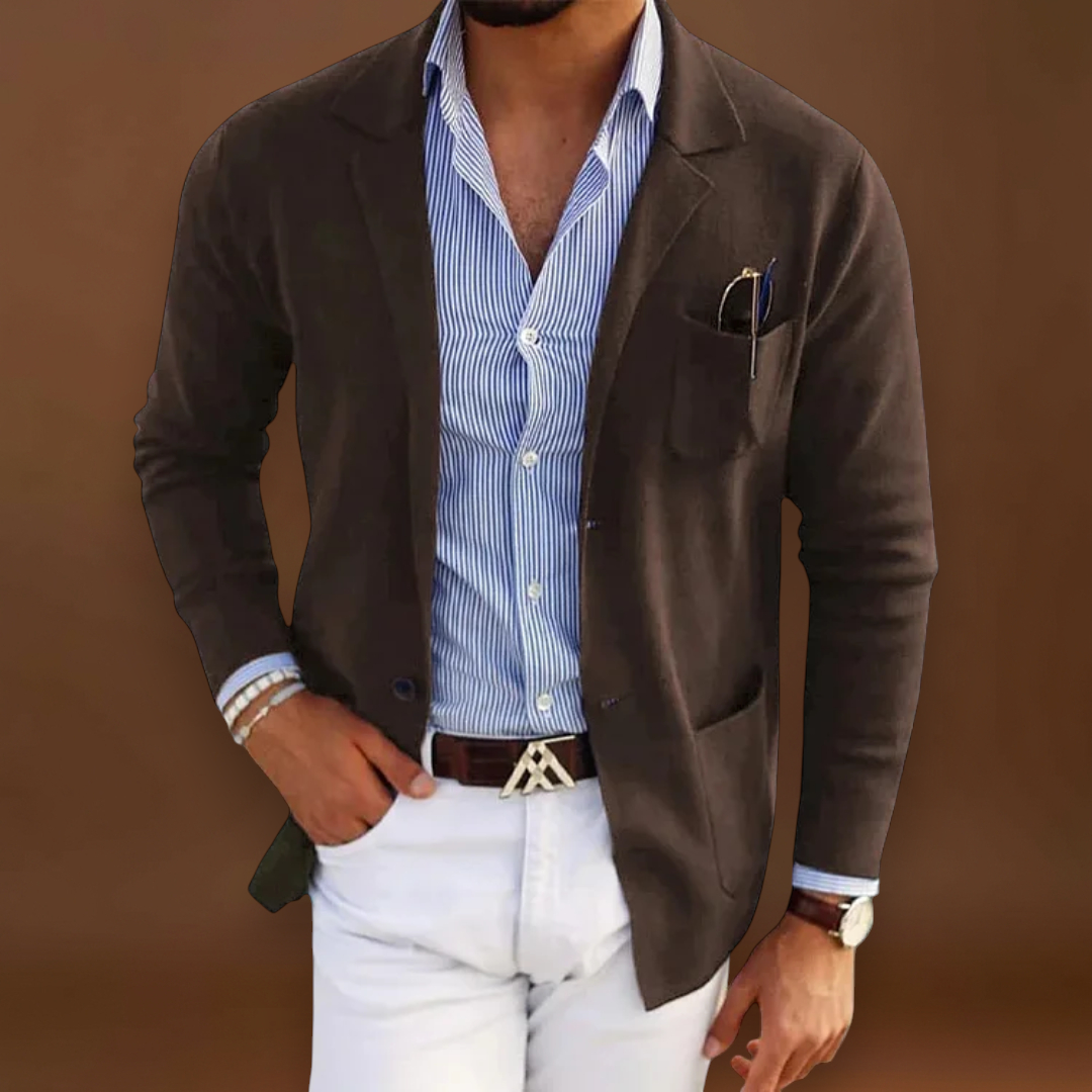 Rezső  – Modern Vágás Poliészter Keverékből és Elegáns Formában