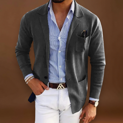 Rezső  – Modern Vágás Poliészter Keverékből és Elegáns Formában