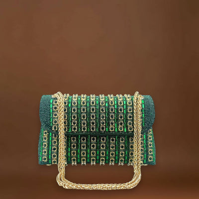 Bertina - Elegáns válltáska lánccal és színes gyémántokkal