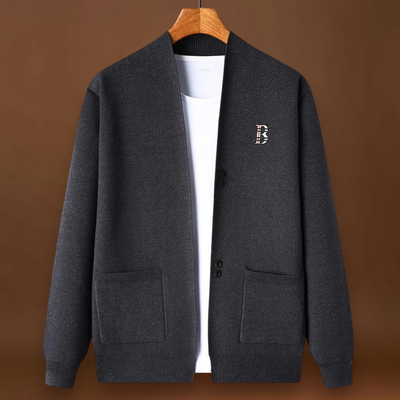 József - Rugalmas Illeszkedésű Bordás Kötött Kardigán