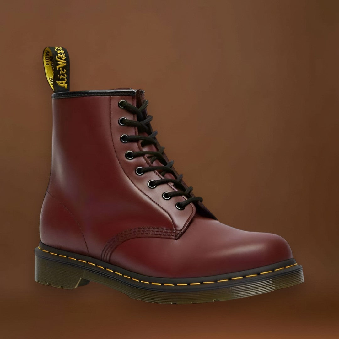 Gyutács - Elegáns csizmák fűzővel