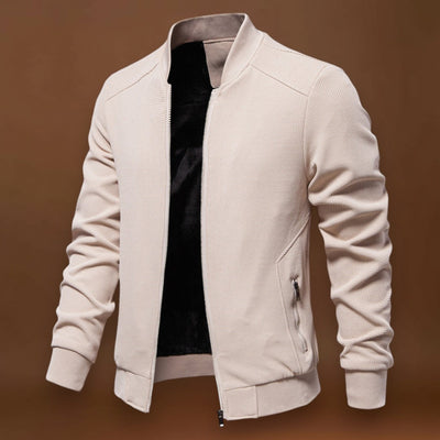 Edvárd- Hőszigetelő Kevert Anyag és Állítható Kapucni a Kényelmes Hőmérsékletért