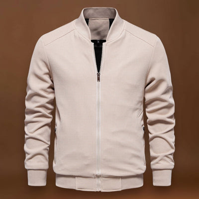 Halász - Hőszigetelő keverék és állítható kapucni a kényelmes hőmérsékletért