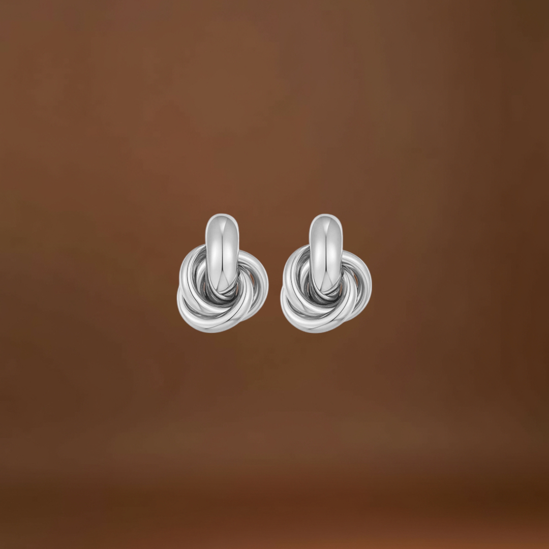 Csomós fülbevalók