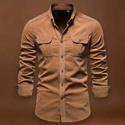 Damás - Poliészter keverék, klasszikus gallérral és légies, puha tapintással