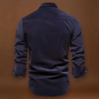 Damás - Poliészter keverék, klasszikus gallérral és légies, puha tapintással