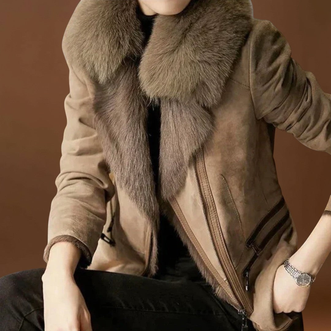 Kincső - Luxusbáránybőr Kabát