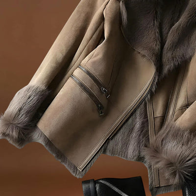 Kincső - Luxusbáránybőr Kabát