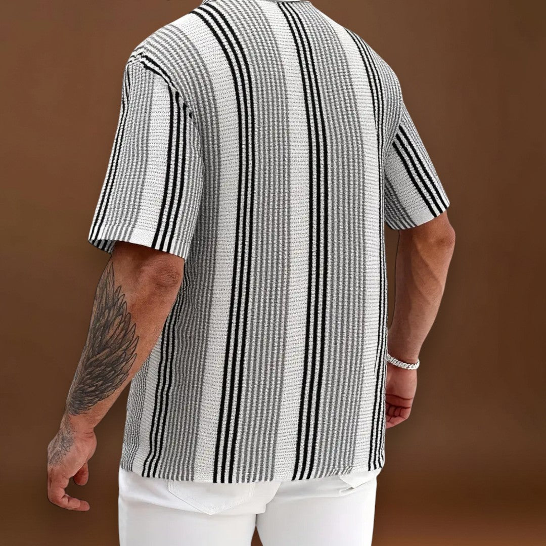 Emánuel – Elülső Gombos Könnyű Csíkos Anyag és Lélegző Illeszkedés