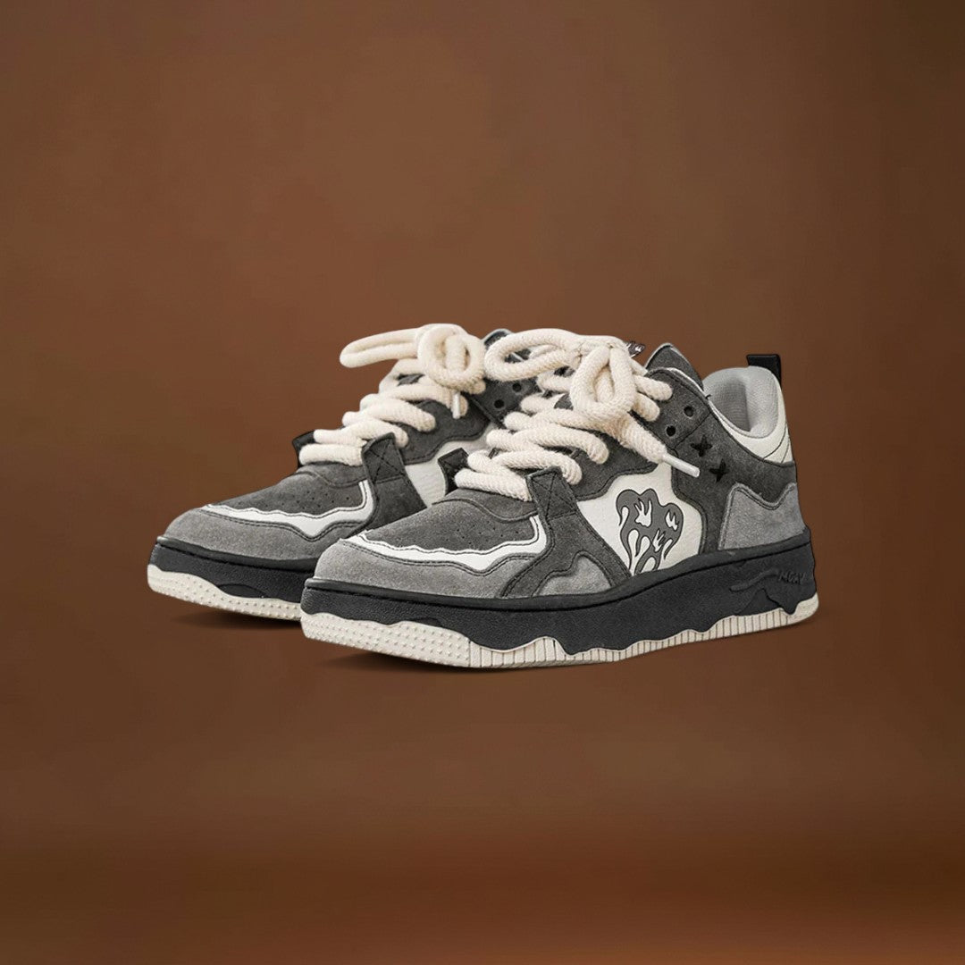 Cseh - Tartós kevert felsőrész és csúszásmentes gumitalp