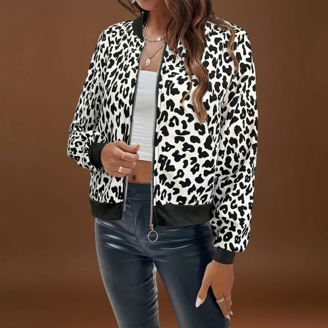 Lorina - Elegáns Leopárd Mintás Kabát
