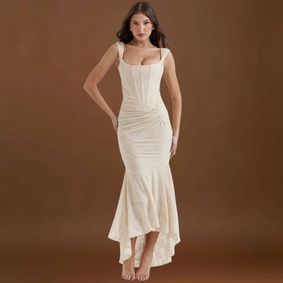 Júlia - Romantikus Silhuettás Ruha