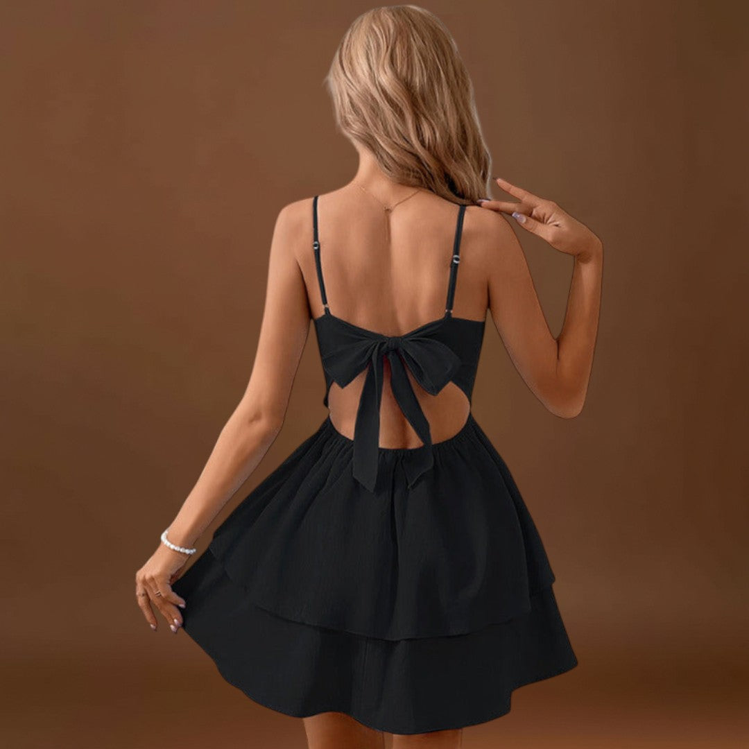 Boglár - Háttér nélküli mini ruha masnis pántokkal és réteges szoknyával