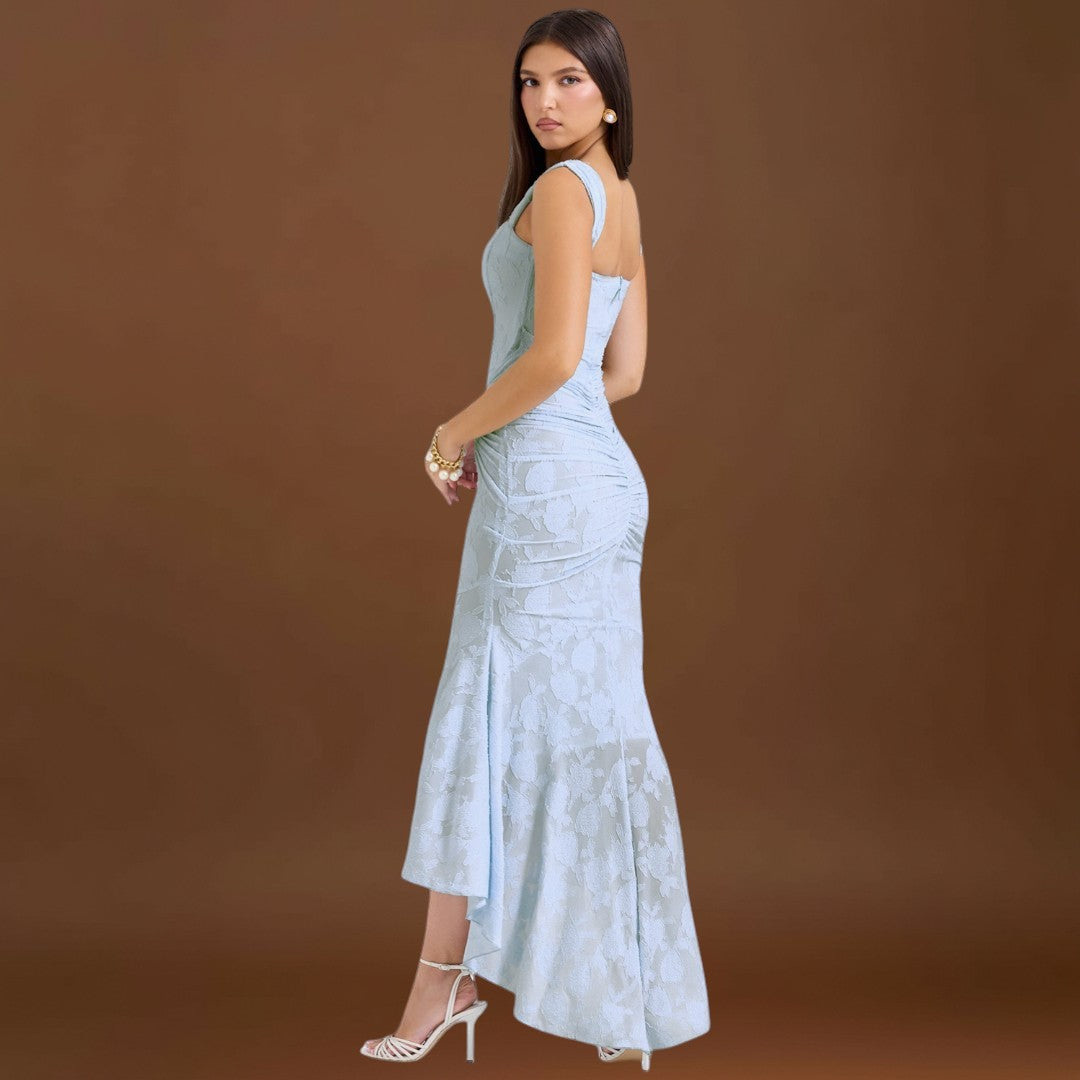 Júlia - Romantikus Silhuettás Ruha