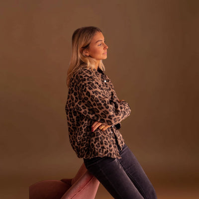 Lucilla - Modern kabát leopárdmintával