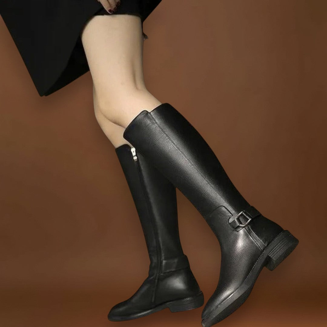 Dzsesszzi – Női csizmák térdig érő