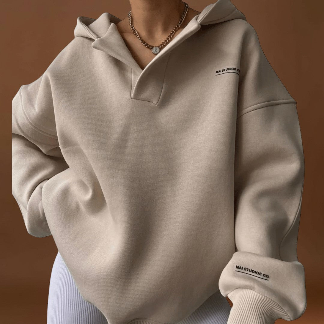 Bettina - Elegáns kapucnis pulóver